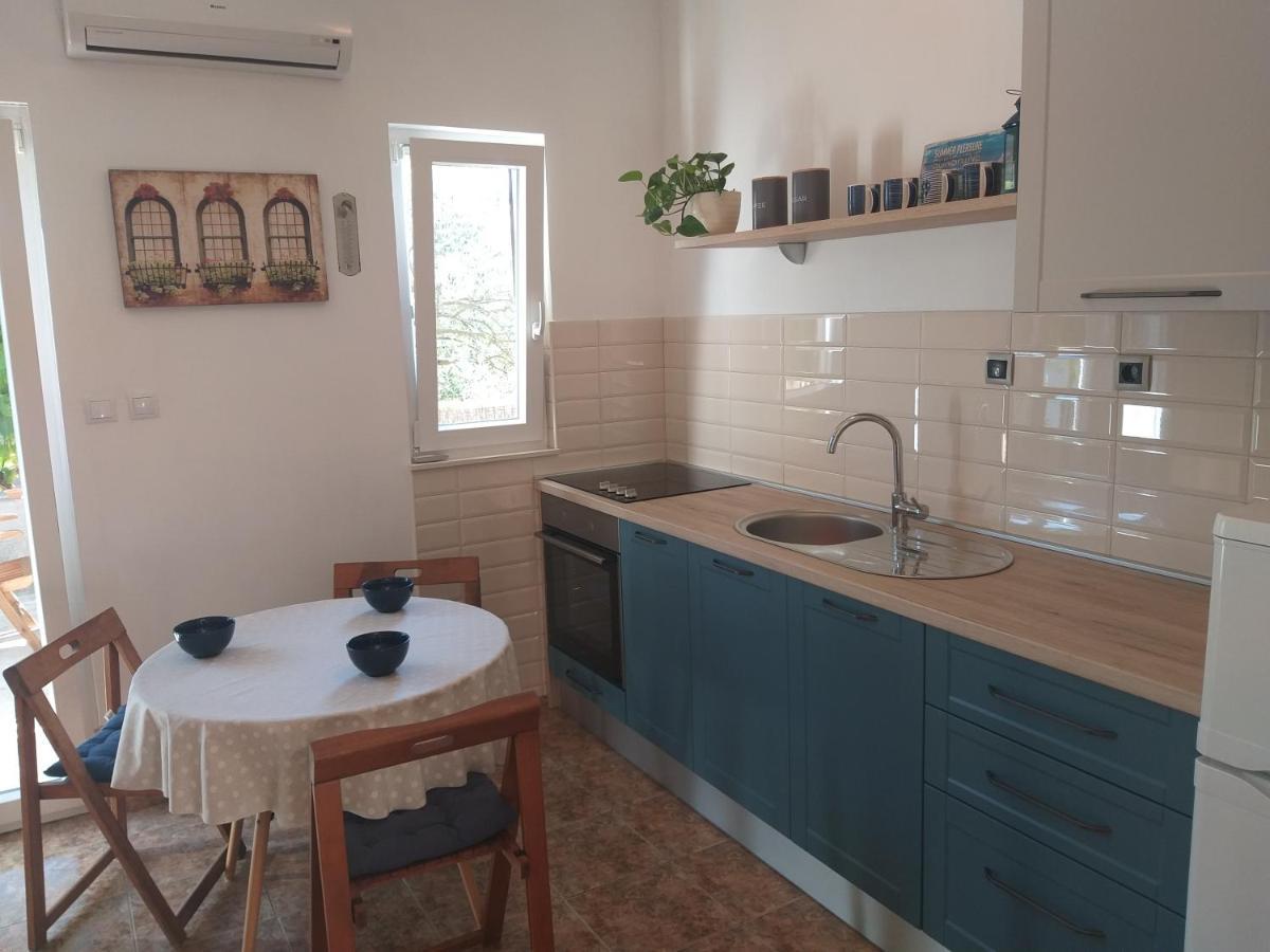 Holiday Home J-Adria Ядрия Екстериор снимка