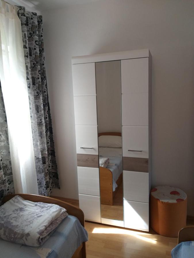 Holiday Home J-Adria Ядрия Екстериор снимка